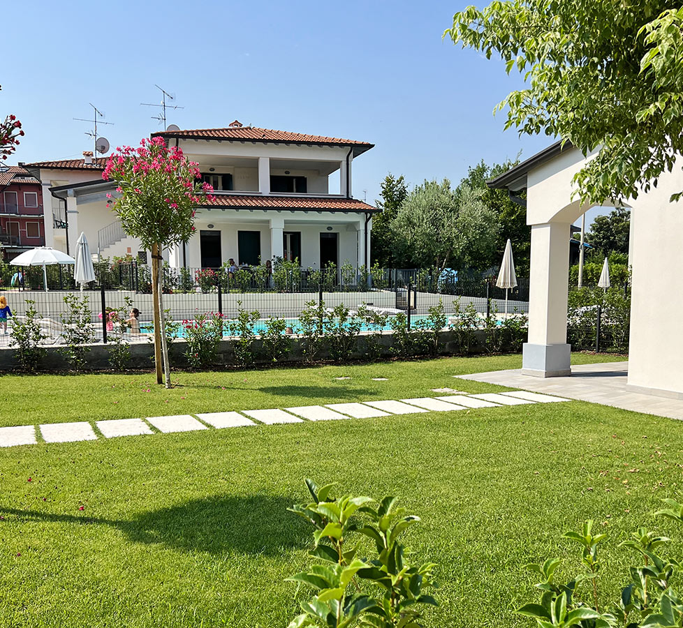 Apartments Residence Fiore Rosso Sirmione